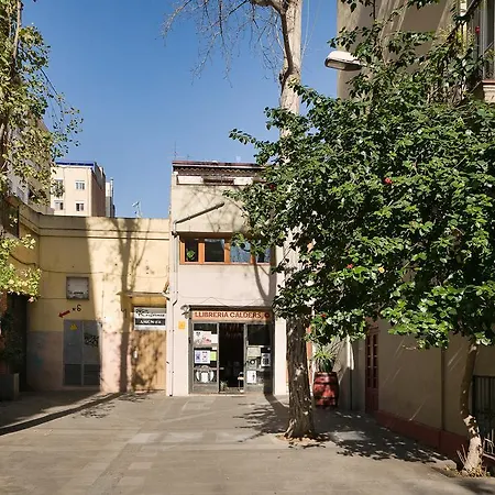Centric Apartmet Picasso 2 *